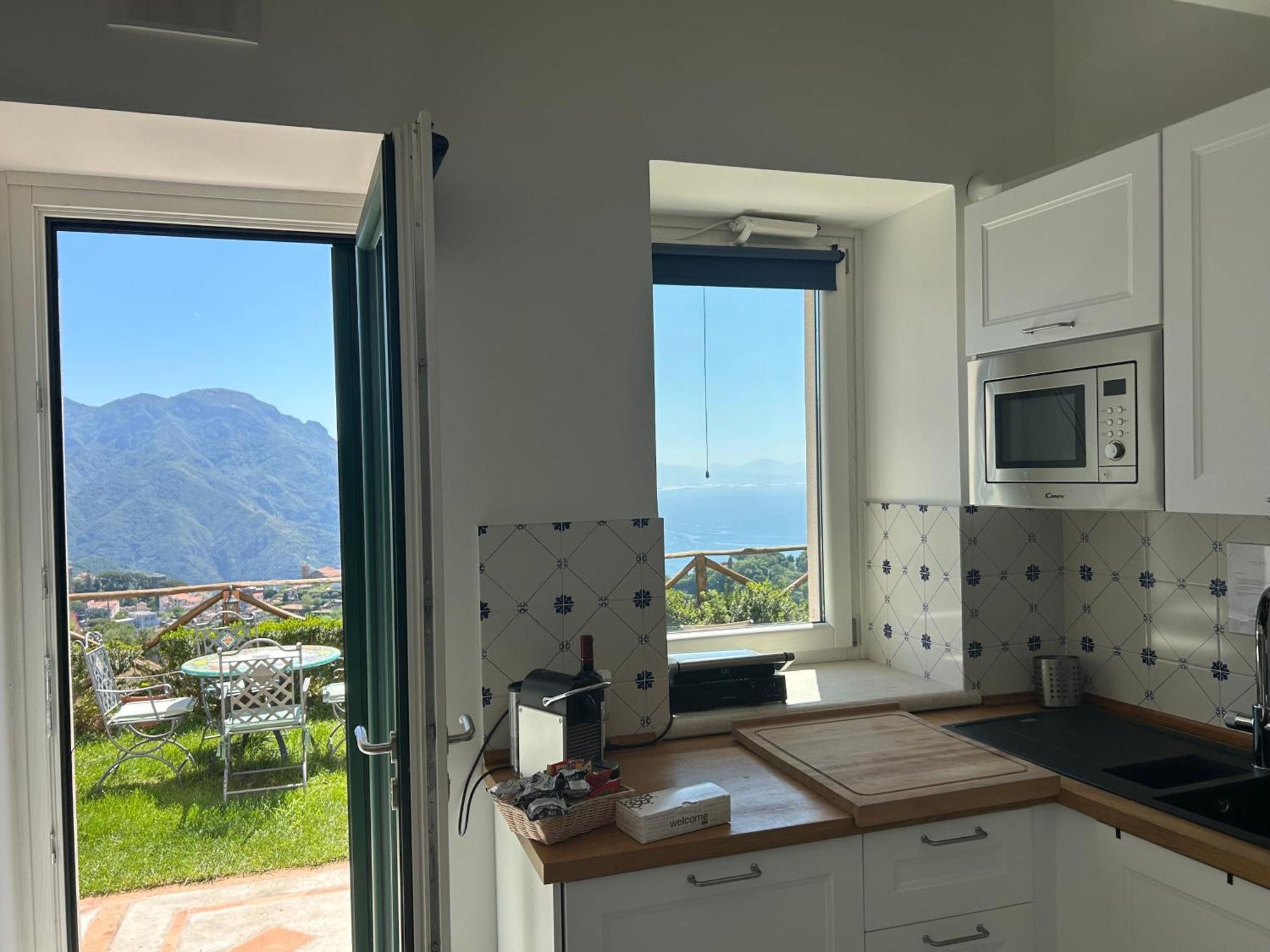 The Little Tower Of Minuta Apartment Scala Exterior photo